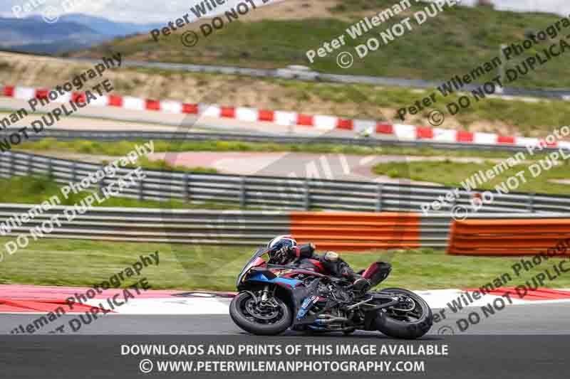 cadwell no limits trackday;cadwell park;cadwell park photographs;cadwell trackday photographs;enduro digital images;event digital images;eventdigitalimages;navarra;no limits trackdays;peter wileman photography;racing digital images;trackday digital images;trackday photos
